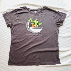 NOT FOR SALE / Baby Yoda short sleeve T-shirt/ large